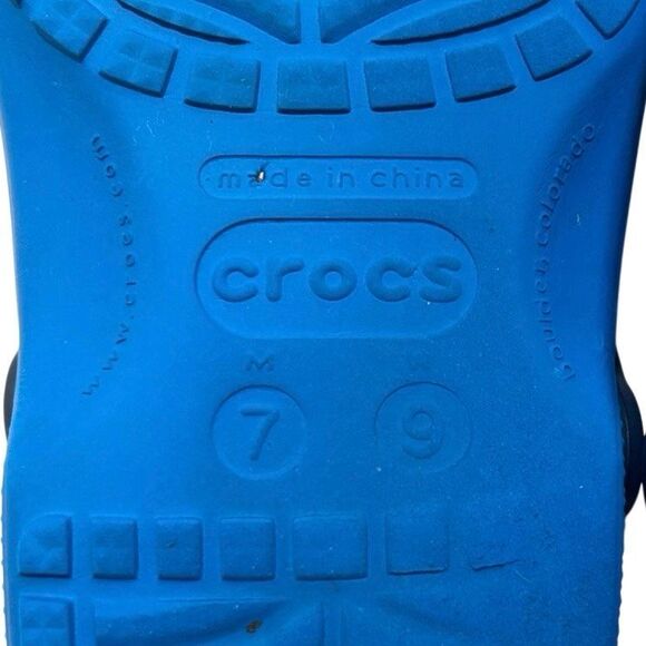 Crocs x Disney Mickey Mouse Classic Clogs Unisex Women’s Sz 9/Men’s Sz 7 Blue - Picture 13 of 14